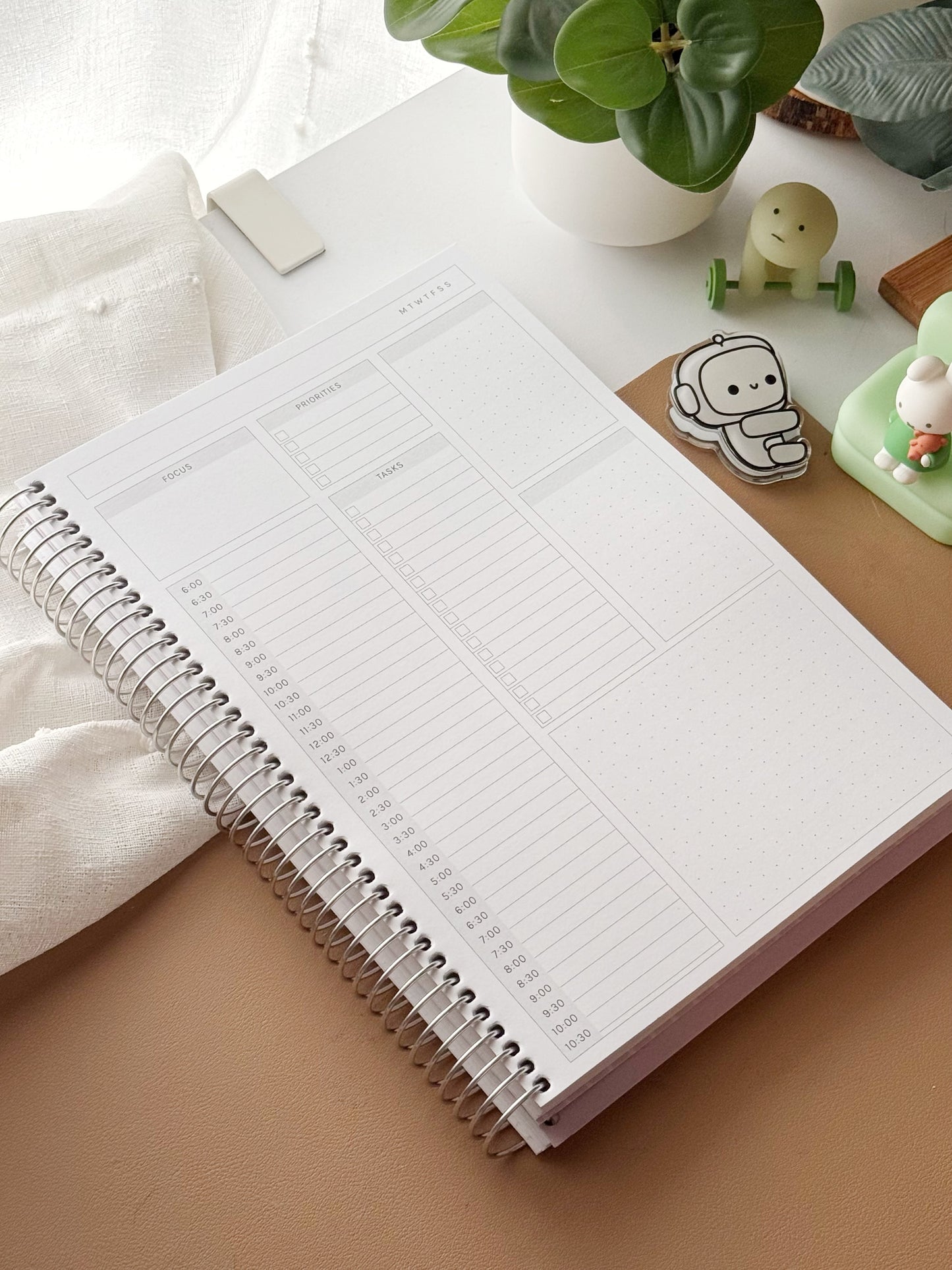 Hush Planner - Daily, Undated, 6 Months, B5 Size